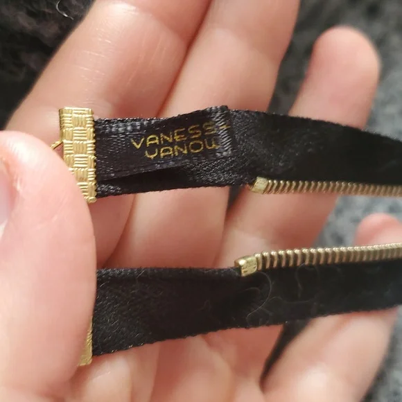 😸Vaness Yanow Black & Gold Zipper Necklace with Hand-Blown Glass Charm - Picture 4 of 4